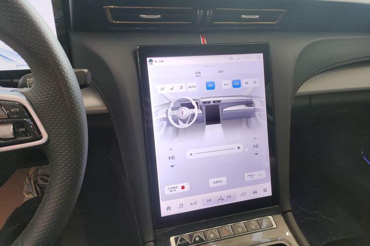 Used Hongqi H5 2024 1.5T HEV Smart Connect Flagship Edition Audio And AC Panel