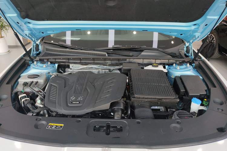 Used Hongqi H5 2024 1.5T HEV Smart Connect Flagship Edition Engine Bay