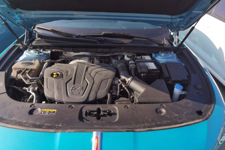 Used Hongqi H5 2024 2.0T Automatic Smart Connect Flagship Edition Engine Bay