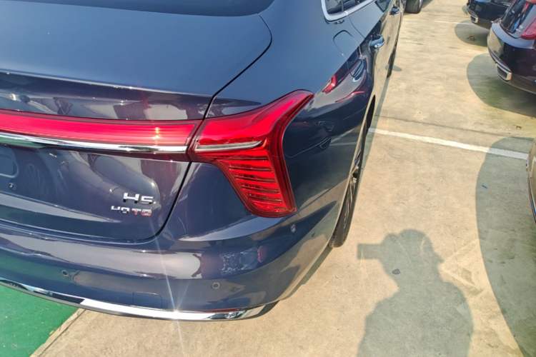 Used Hongqi H5 2024 2.0T Automatic Smart Connect Flagship Edition Exterior 3