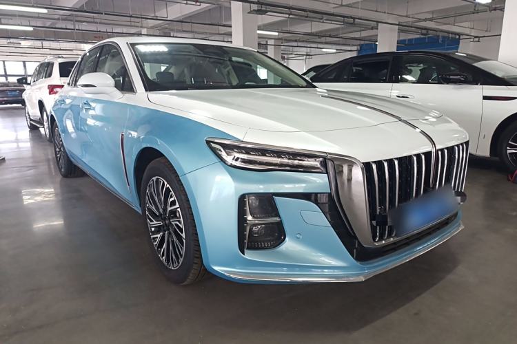 Used Hongqi H5 2024 1.5T HEV Smart Connect Flagship Edition Front Right 45 Deg