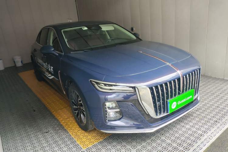 Used Hongqi H5 2024 2.0T Automatic Smart Connect Flagship Edition Front Right 45 Deg