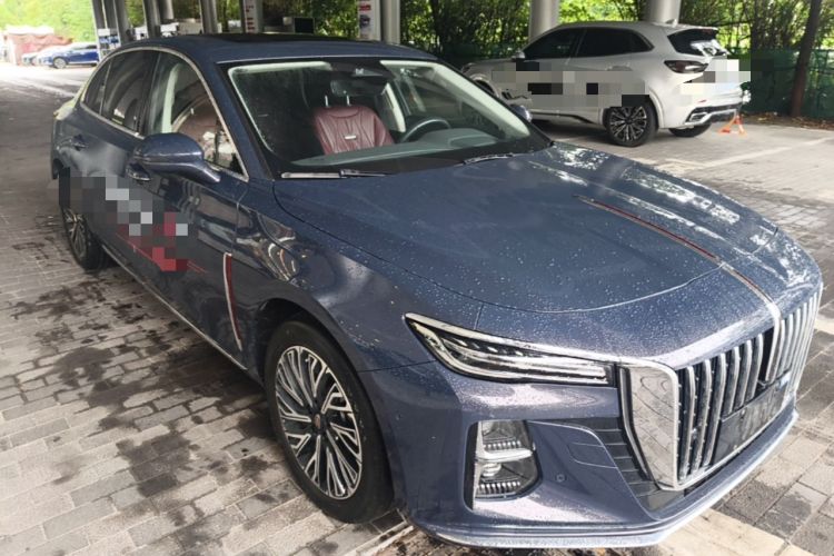 Used Hongqi H5 2024 2.0T Automatic Smart Connect Flagship Edition Front Right 45 Deg