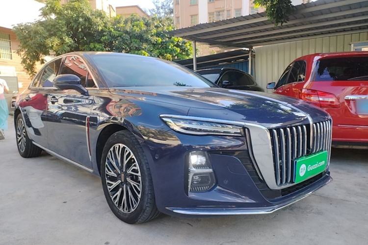 Used Hongqi H5 2024 2.0T Automatic Smart Connect Flagship Edition Front Right 45 Deg