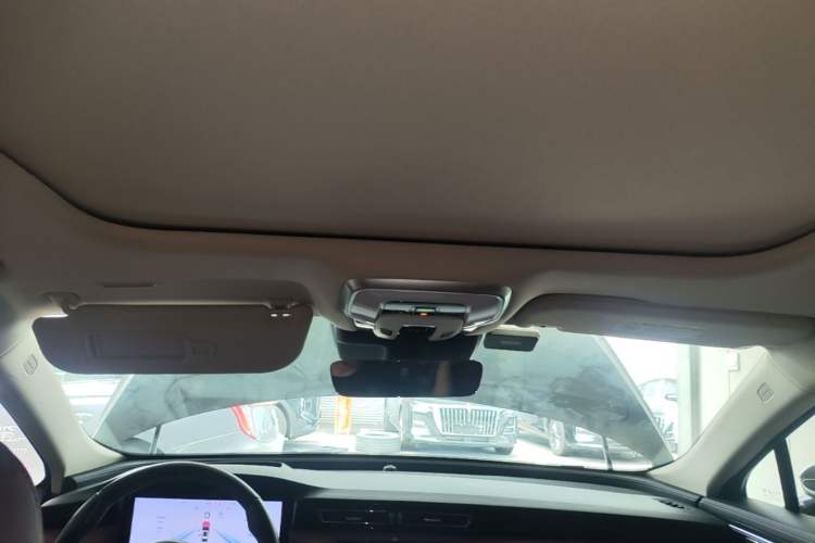 Used Hongqi H5 2024 2.0T Automatic Smart Connect Flagship Edition Headliner
