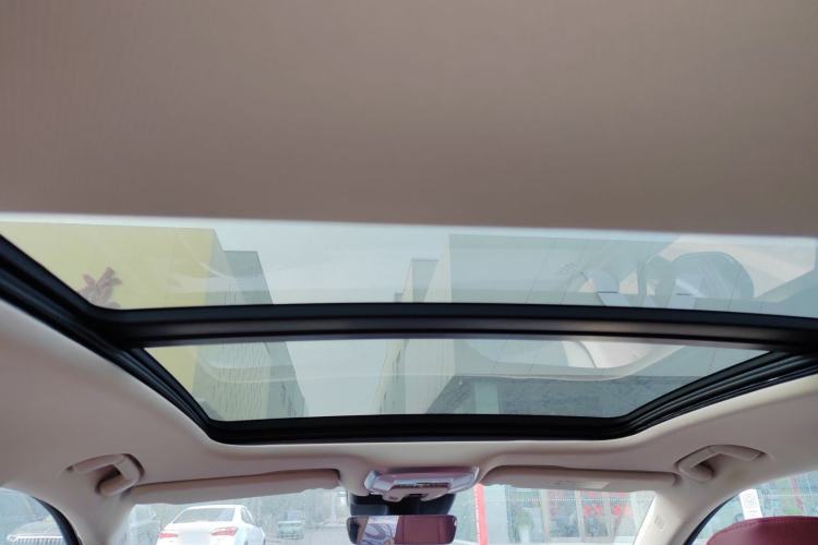 Used Hongqi H5 2024 2.0T Automatic Smart Connect Flagship Edition Headliner