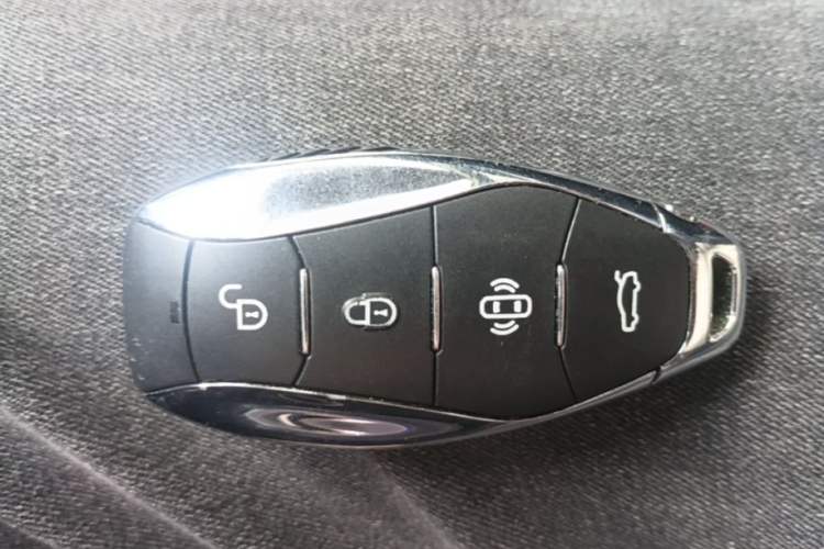 Used Hongqi H5 2024 2.0T Automatic Smart Connect Flagship Edition Interior 1
