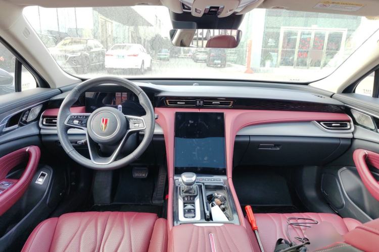 Used Hongqi H5 2024 2.0T Automatic Smart Connect Flagship Edition Interior 2