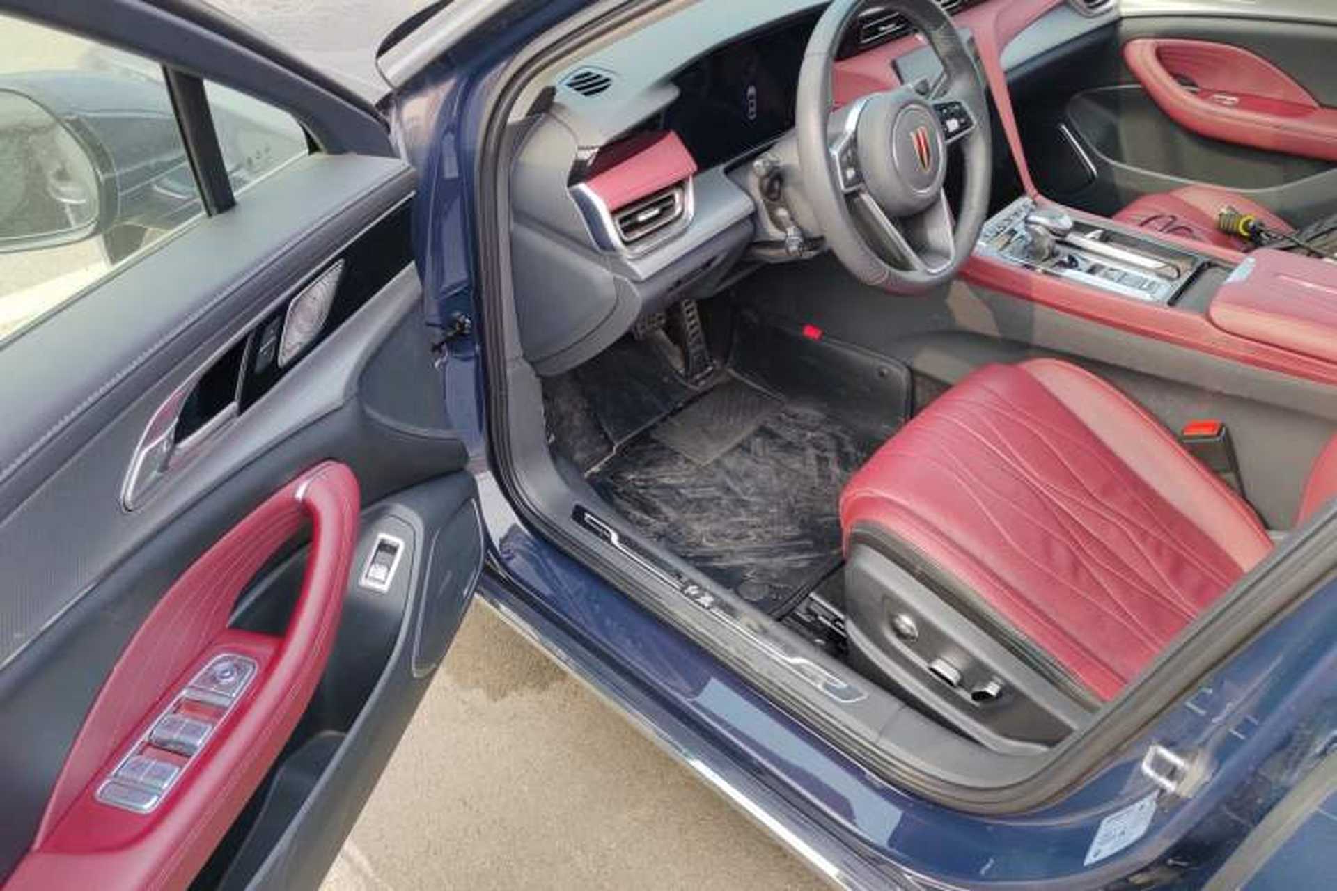 Used Hongqi H5 2024 2.0T Automatic Smart Connect Flagship Edition Interior 3