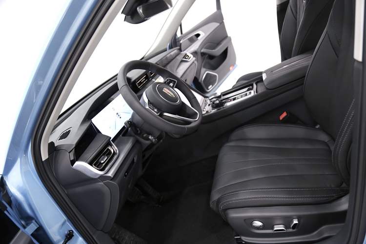 Used Hongqi H5 2024 1.5T HEV Smart Connect Flagship Edition Interior 3