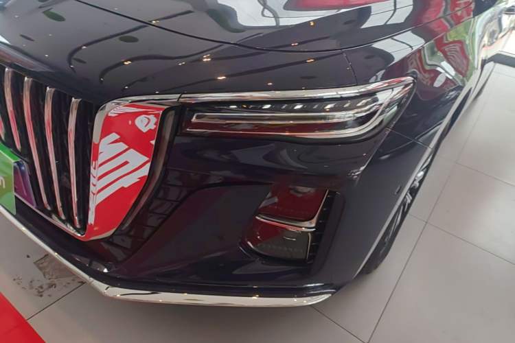 Used Hongqi H5 2024 2.0T Automatic Smart Connect Flagship Edition Left Front Headlight