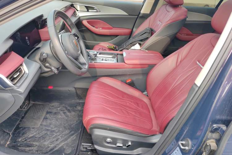 Used Hongqi H5 2024 2.0T Automatic Smart Connect Flagship Edition Left Front Seat