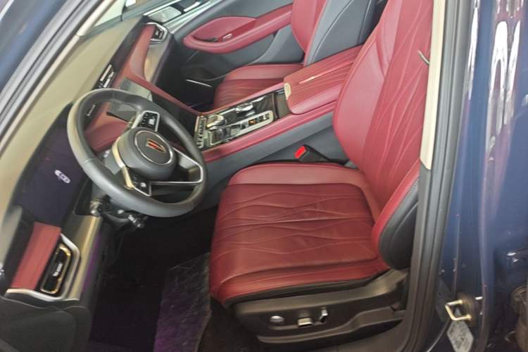 Used Hongqi H5 2024 2.0T Automatic Smart Connect Flagship Edition Left Front Seat