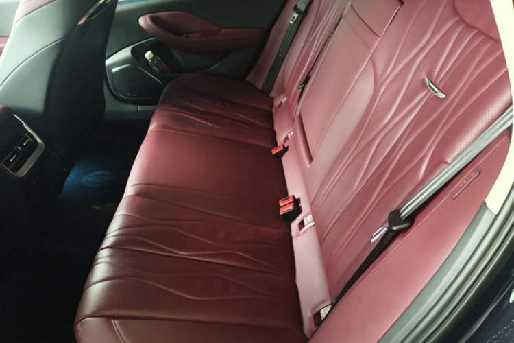 Used Hongqi H5 2024 2.0T Automatic Smart Connect Flagship Edition Left Rear Seat