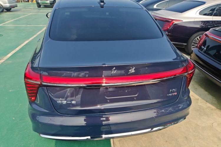Used Hongqi H5 2024 2.0T Automatic Smart Connect Flagship Edition Rear