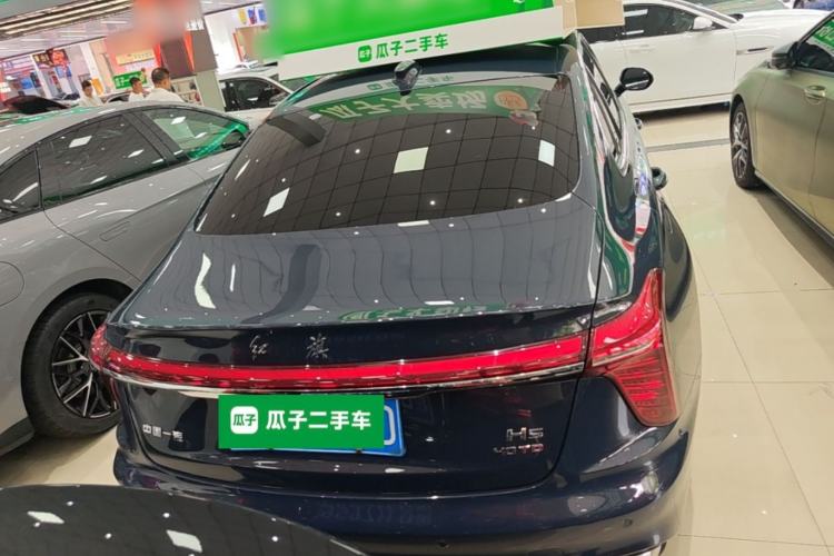 Used Hongqi H5 2024 2.0T Automatic Smart Connect Flagship Edition Rear