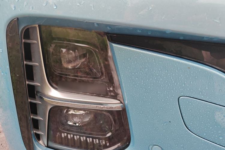 Used Hongqi H5 2024 1.5T DCT Smart Connect Flagship Edition Right Front Headlight
