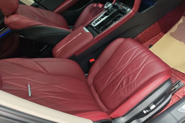 Used Hongqi H5 2024 2.0T Automatic Smart Connect Flagship Edition Right Front Seat