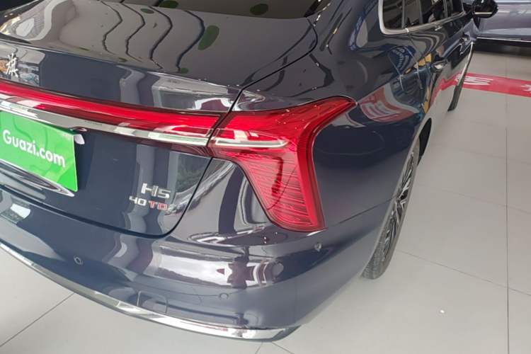 Used Hongqi H5 2024 2.0T Automatic Smart Connect Flagship Edition Right Rear Taillight