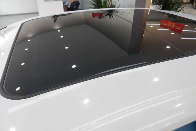 Used Hongqi H5 2024 1.5T HEV Smart Connect Flagship Edition Roof