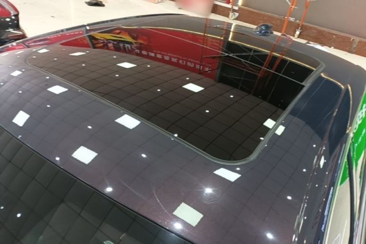 Used Hongqi H5 2024 2.0T Automatic Smart Connect Flagship Edition Roof