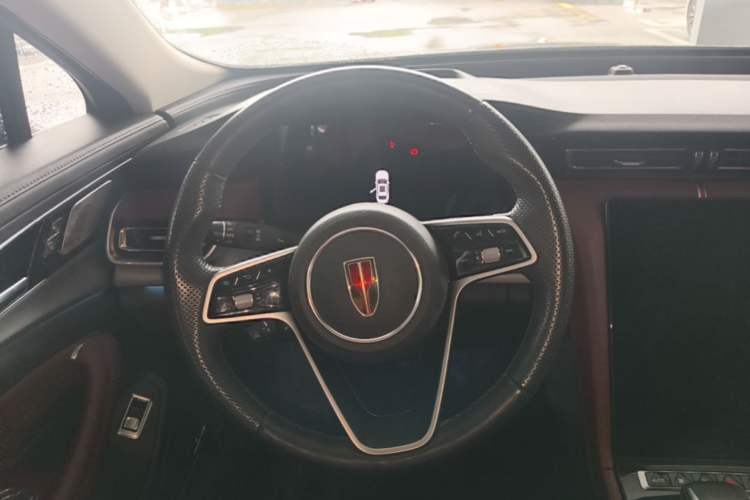 Used Hongqi H5 2024 2.0T Automatic Smart Connect Flagship Edition Steering Wheel