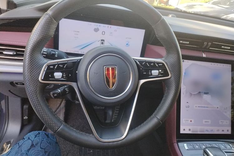 Used Hongqi H5 2024 2.0T Automatic Smart Connect Flagship Edition Steering Wheel