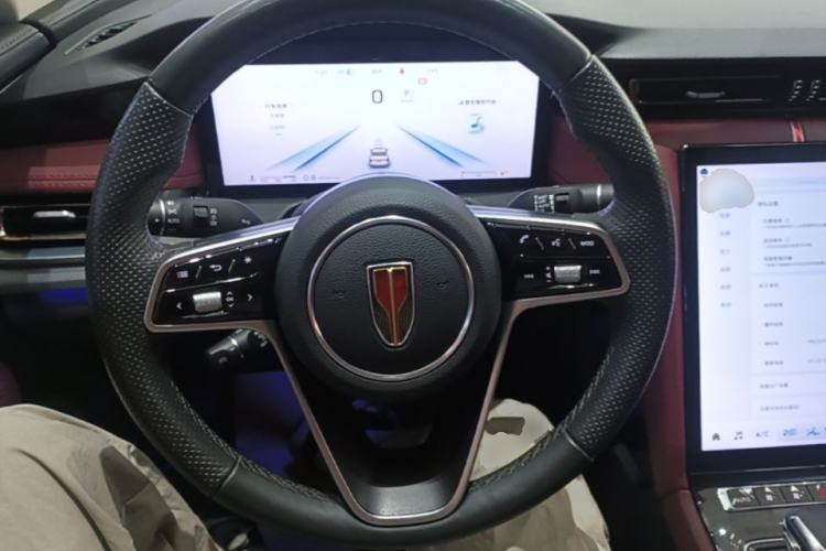 Used Hongqi H5 2024 2.0T Automatic Smart Connect Flagship Edition Steering Wheel