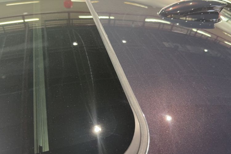 Used Hongqi H5 2024 2.0T Automatic Smart Connect Flagship Edition Roof