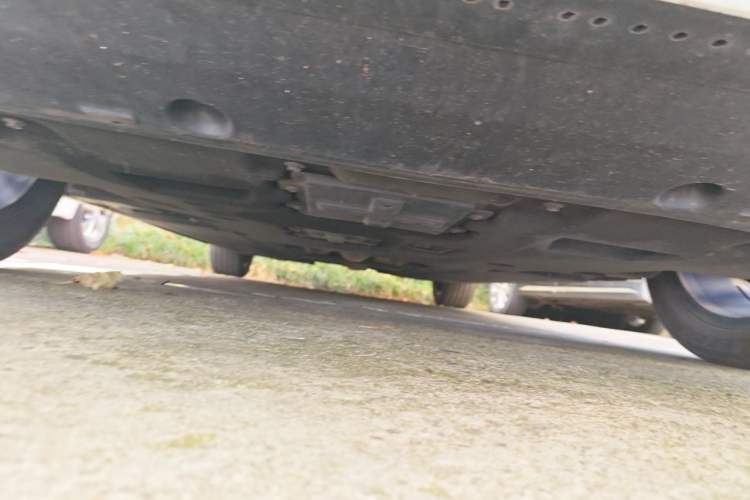 Used Hongqi H5 2024 2.0T Automatic Smart Connect Flagship Edition Chassis Front