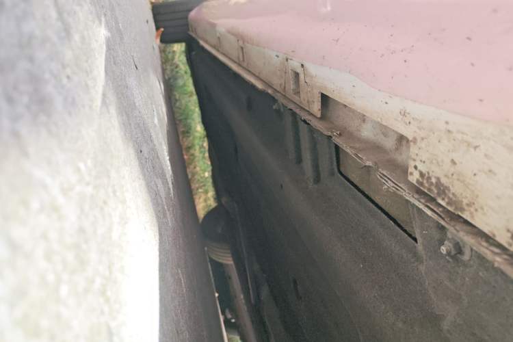 Used Hongqi H5 2024 2.0T Automatic Smart Connect Flagship Edition Chassis Front Right