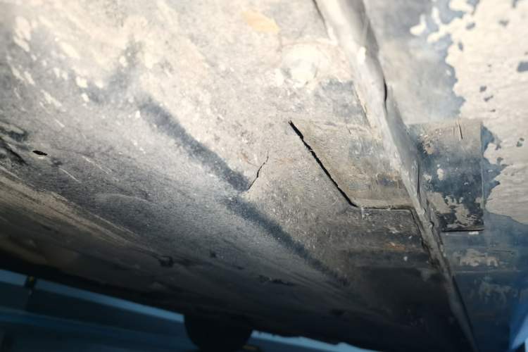 Used Hongqi H5 2024 2.0T Automatic Smart Connect Flagship Edition Chassis Front Left
