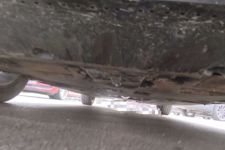 Used Hongqi H5 2024 2.0T Automatic Smart Connect Flagship Edition Chassis Front