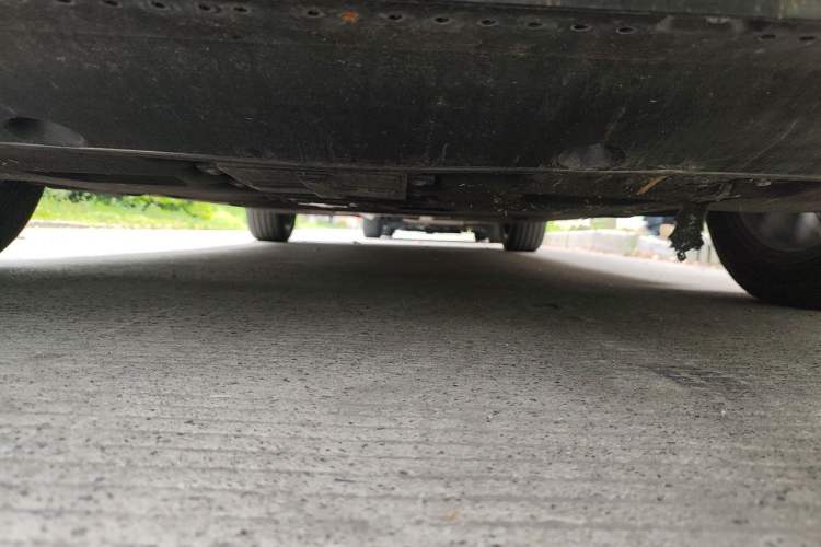 Used Hongqi H5 2024 2.0T Automatic Smart Connect Flagship Edition Chassis Front