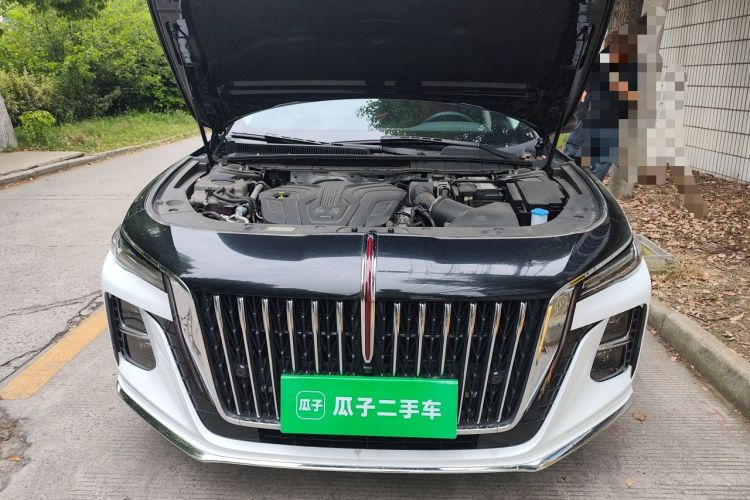 Used Hongqi H5 2024 2.0T Automatic Smart Connect Flagship Edition Engine Bay