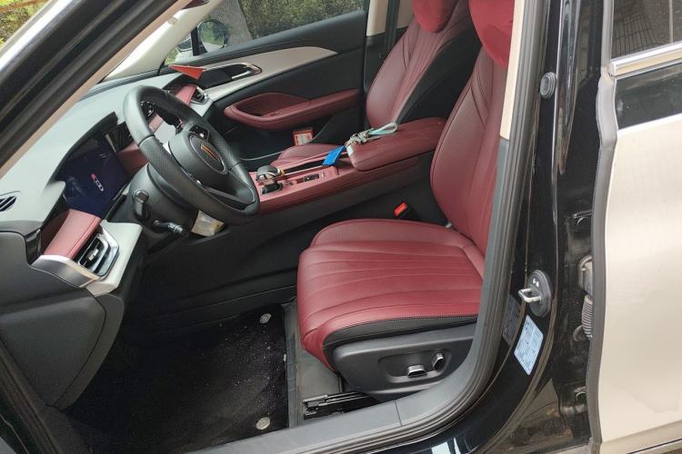 Used Hongqi H5 2024 2.0T Automatic Smart Connect Flagship Edition Left Front Seat
