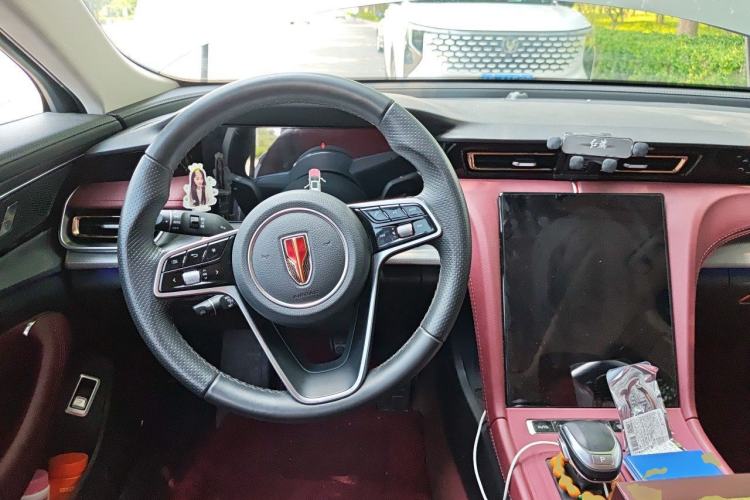 Used Hongqi H5 2024 2.0T Automatic Smart Connect Flagship Edition Steering Wheel