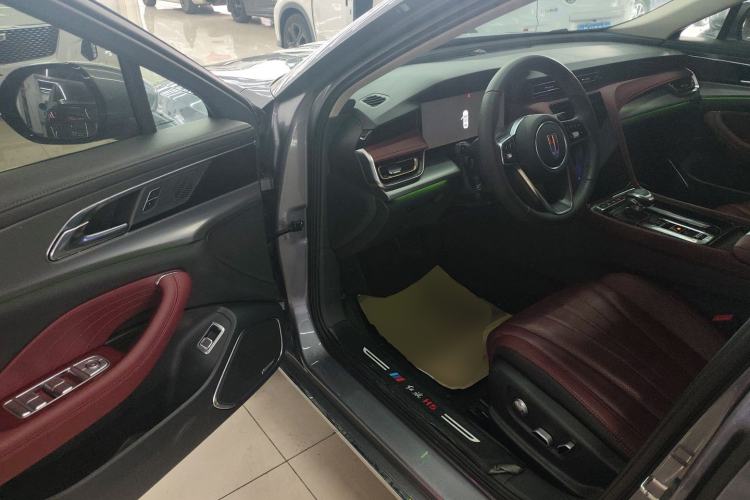 Used Hongqi H5 2024 2.0T Automatic Smart Connect Flagship Edition Driver Seat