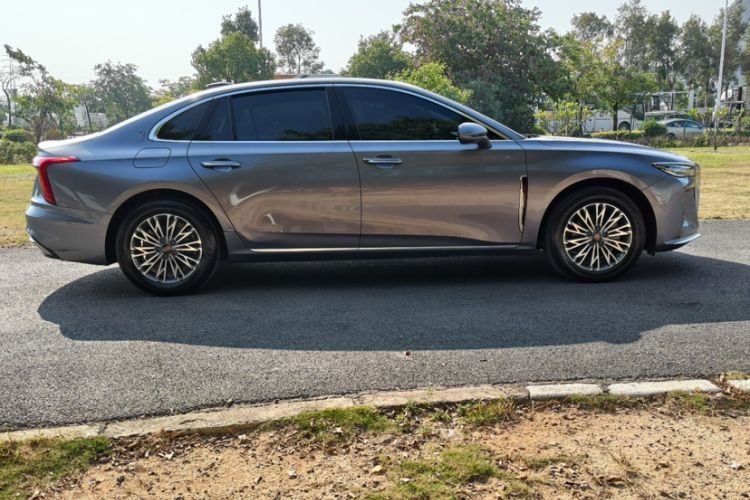 Used Hongqi H5 2024 1.5T HEV Smart Connect Flagship Edition Exterior 3