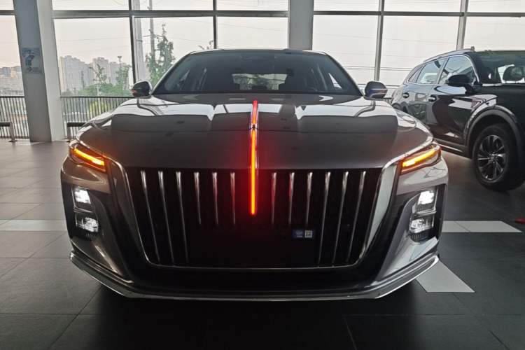 Used Hongqi H5 2024 2.0T Automatic Smart Connect Flagship Edition Front