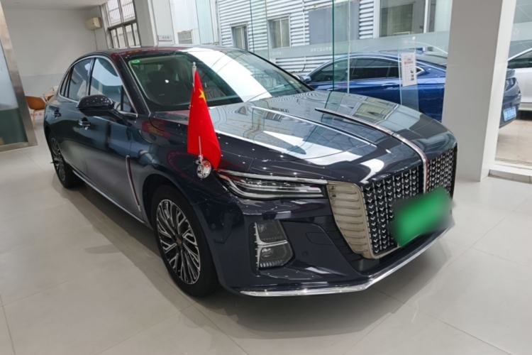 Used Hongqi H5 2024 2.0T Automatic Smart Connect Flagship Edition Front Right 45 Deg