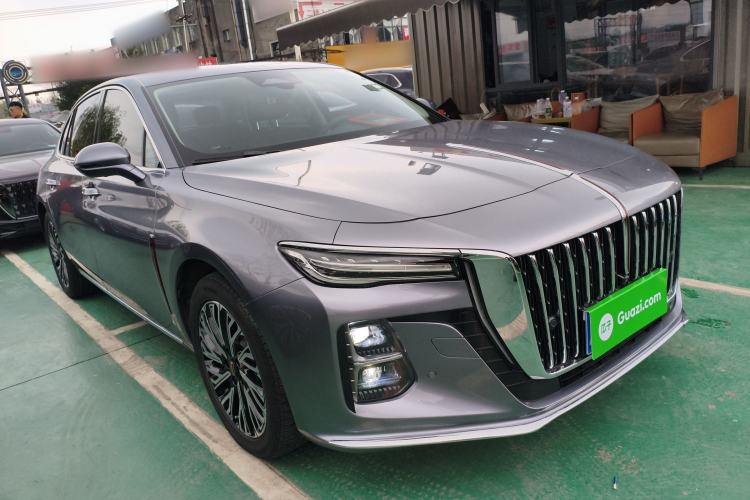 Used Hongqi H5 2024 2.0T Automatic Smart Connect Flagship Edition Front Right 45 Deg