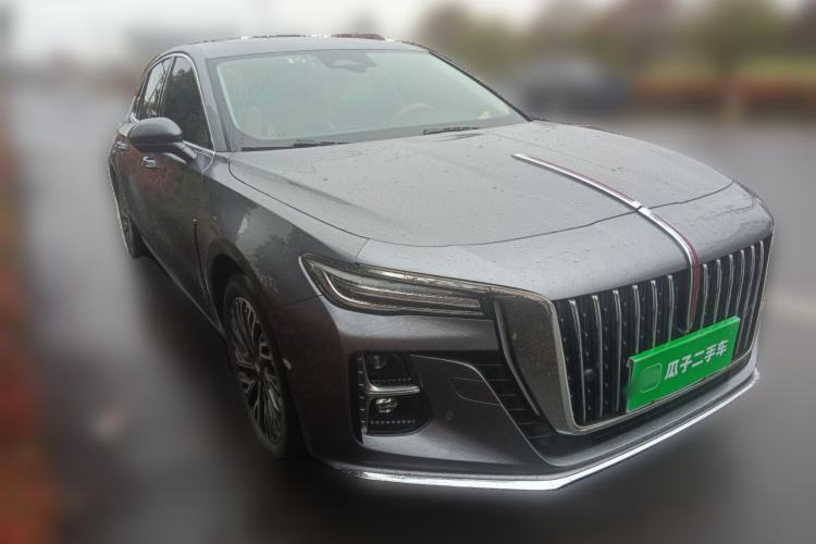 Used Hongqi H5 2024 2.0T Automatic Smart Connect Flagship Edition Front Right 45 Deg