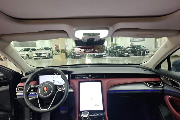Used Hongqi H5 2024 2.0T Automatic Smart Connect Flagship Edition Headliner