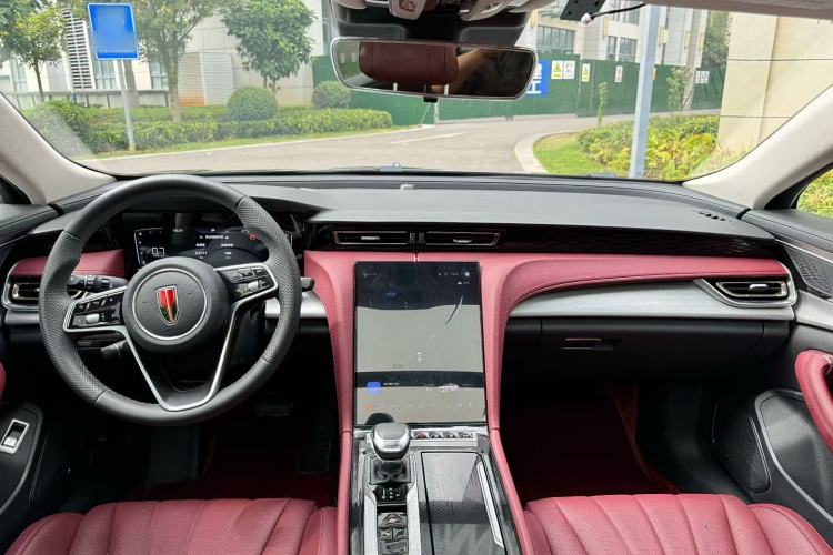 Used Hongqi H5 2024 1.5T DCT Smart Connect Flagship Edition Interior 1