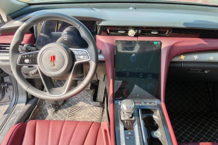 Used Hongqi H5 2024 1.5T HEV Smart Connect Flagship Edition Interior 2