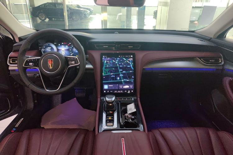 Used Hongqi H5 2024 2.0T Automatic Smart Connect Flagship Edition Interior 2