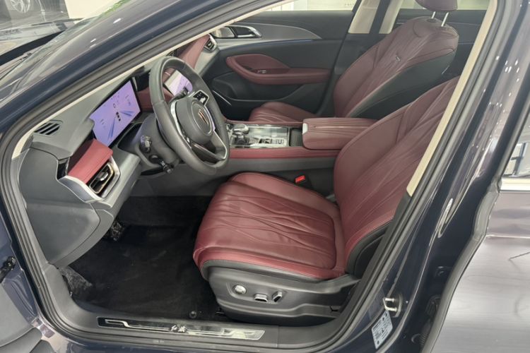 Used Hongqi H5 2024 2.0T Automatic Smart Connect Flagship Edition Interior 5