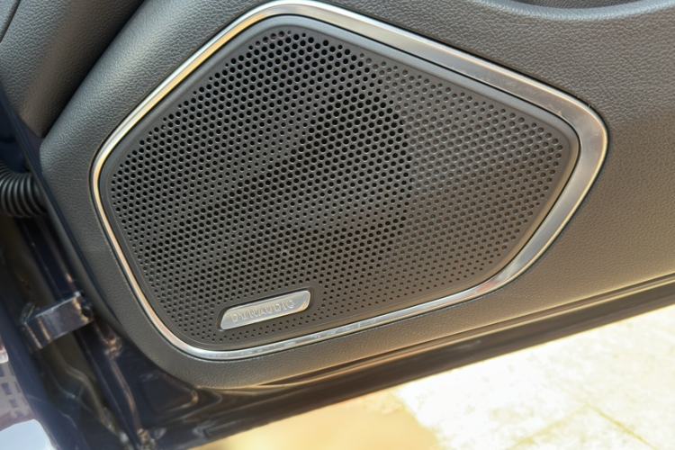 Used Hongqi H5 2024 2.0T Automatic Smart Connect Flagship Edition Interior 8