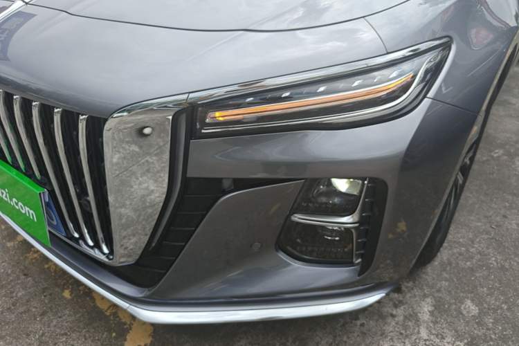 Used Hongqi H5 2024 2.0T Automatic Smart Connect Flagship Edition Left Front Headlight